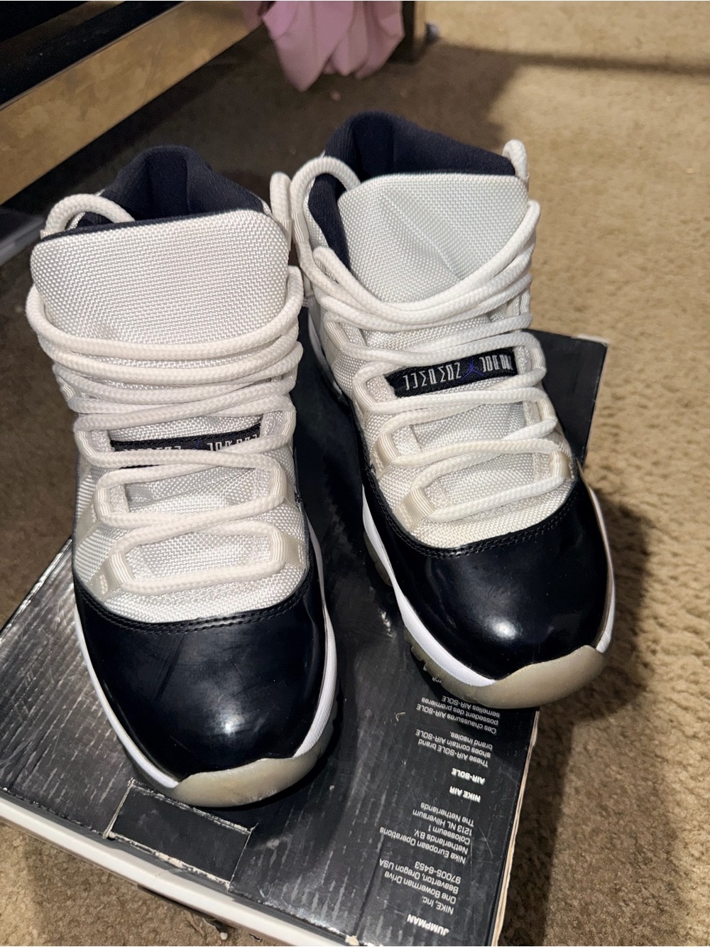 Air Jordan 11 Retro Concord 2011 Men’s Size 8